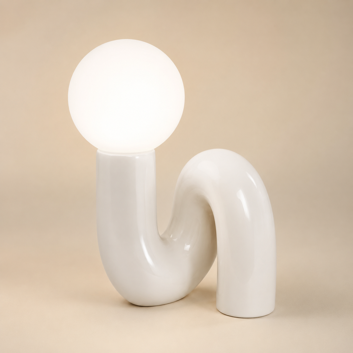 Lampe à poser sculpturale Oria
