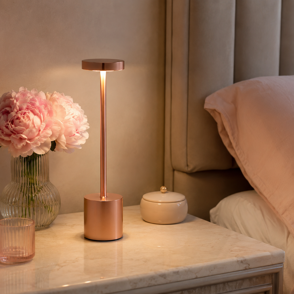 Lampe à poser tactile rechargeable Liora